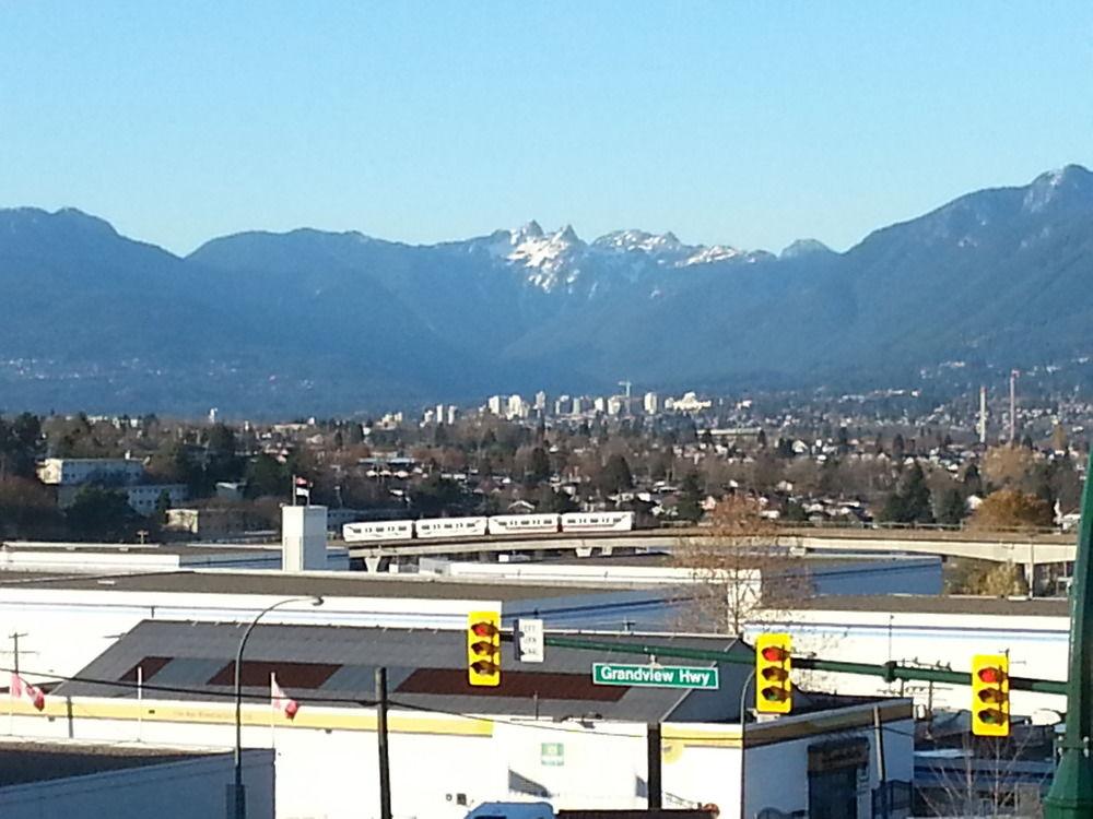 Coast Metro Vancouver Hotel Burnaby Eksteriør billede